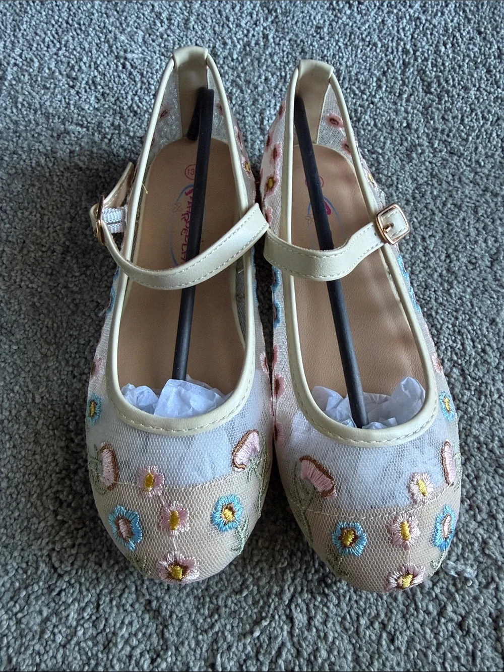 Girls Cream Floral Embroidered Mary Jane Dress Shoes